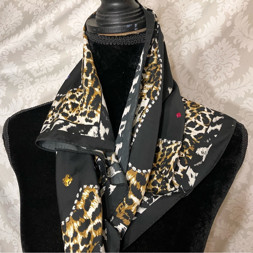 Elegant Black and Gold Scarf